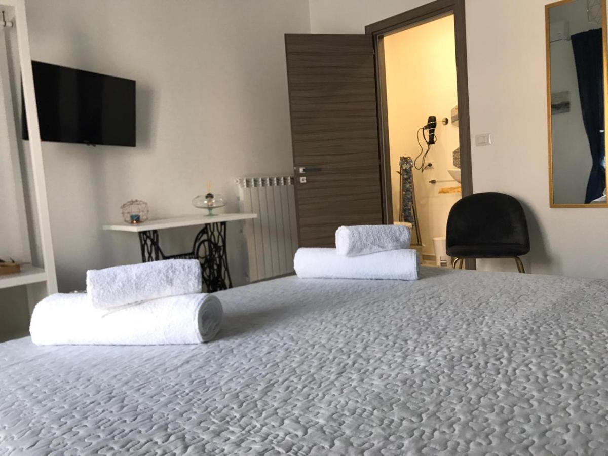 B&B Le Stanze Al Centro Agrigento Bagian luar foto