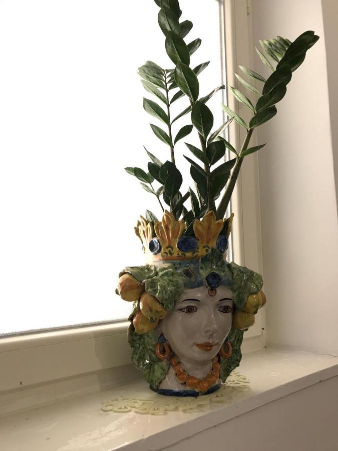 B&B Le Stanze Al Centro Agrigento Bagian luar foto